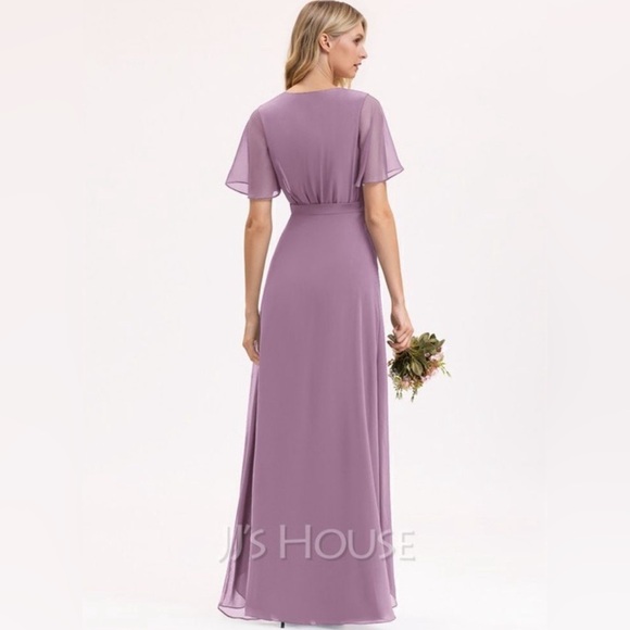 NWT JJshouse A-Line V-neck Asymmetrical Chiffon
Bridesmaid Dress Size 14 - Picture 3 of 13
